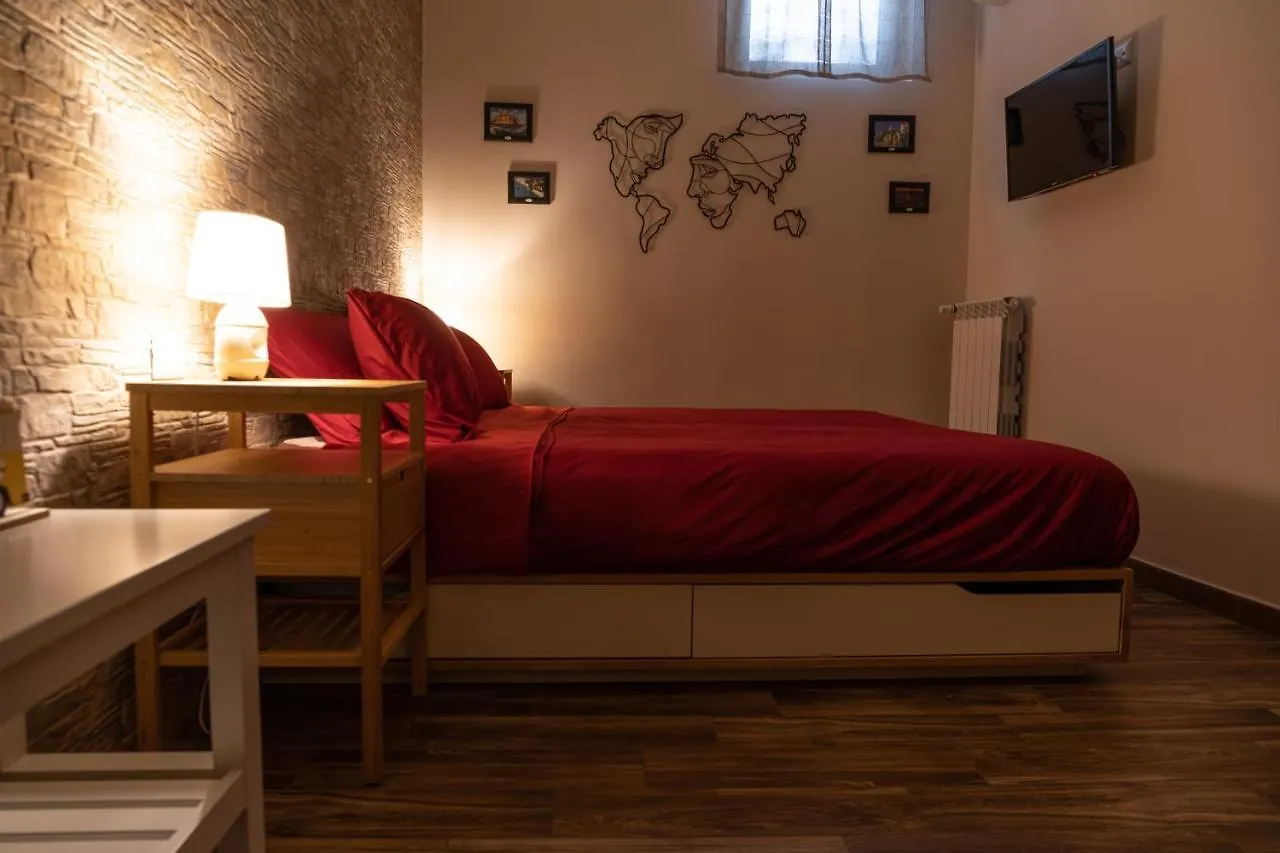Tizzy Apartment&Rooms Bari