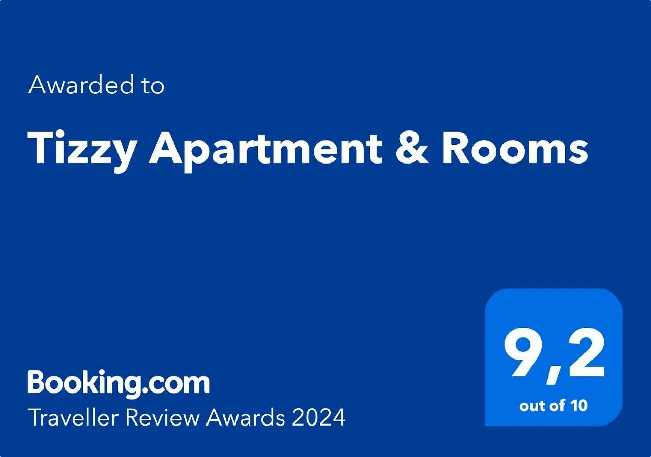 Tizzy Apartment & Rooms Бари Италия